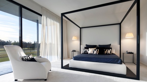 6542859473_39ea26ddb8_o Technology in the bedroom: yes or no?